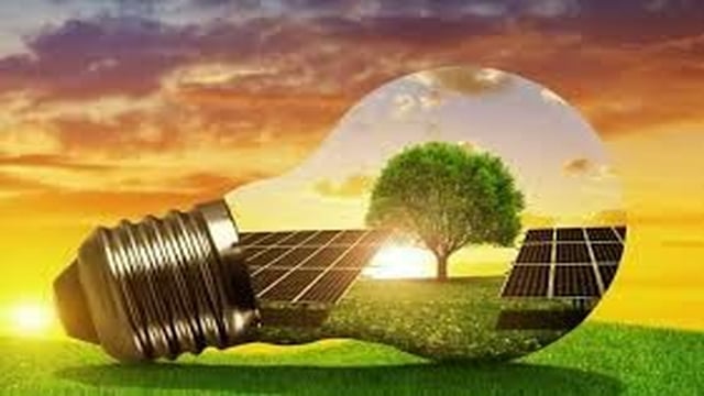 La paradoja del año: alta demanda de paneles pero los ETFs de energía solar caen