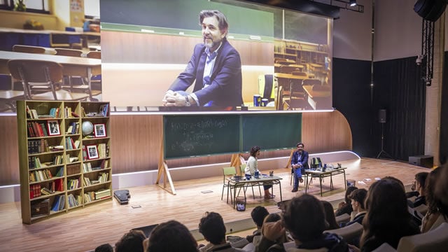 Los mejores estudiantes de España responden al desastre de la DANA con las Becas Europa Santander