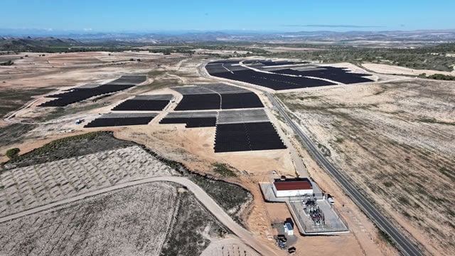 Naturgy pone en marcha su primera planta fotovoltaica en la Región de Murcia con capacidad para abastecer a 21.000 hogares