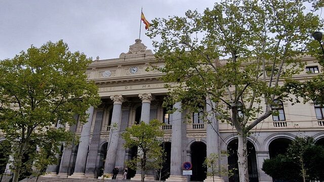 ¿Repetirá la Bolsa el éxito de 2025? Los valores en los que confían los analistas para 2026