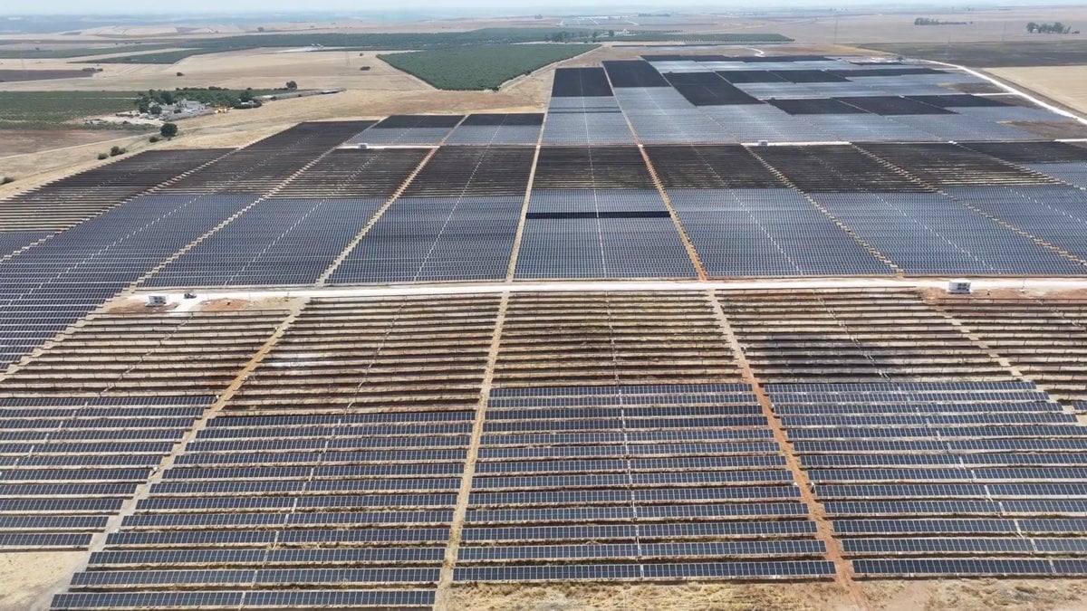 Naturgy acelera su crecimiento en Andalucía con una nueva planta fotovoltaica en Sevilla